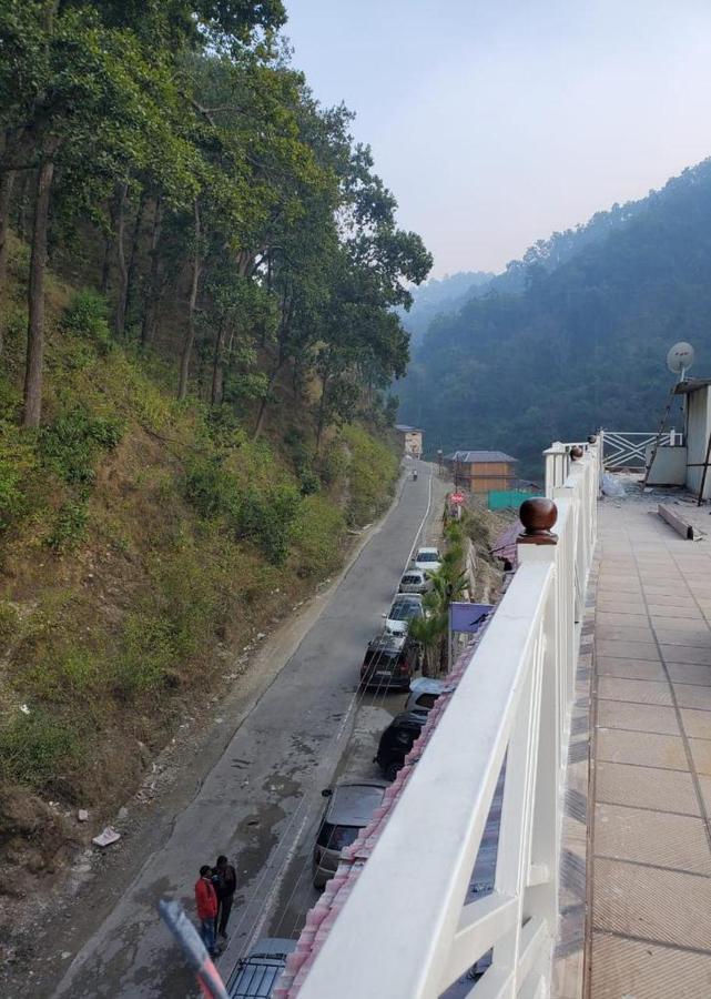 7 Hills Hotel And Resort Lansdowne Luaran gambar