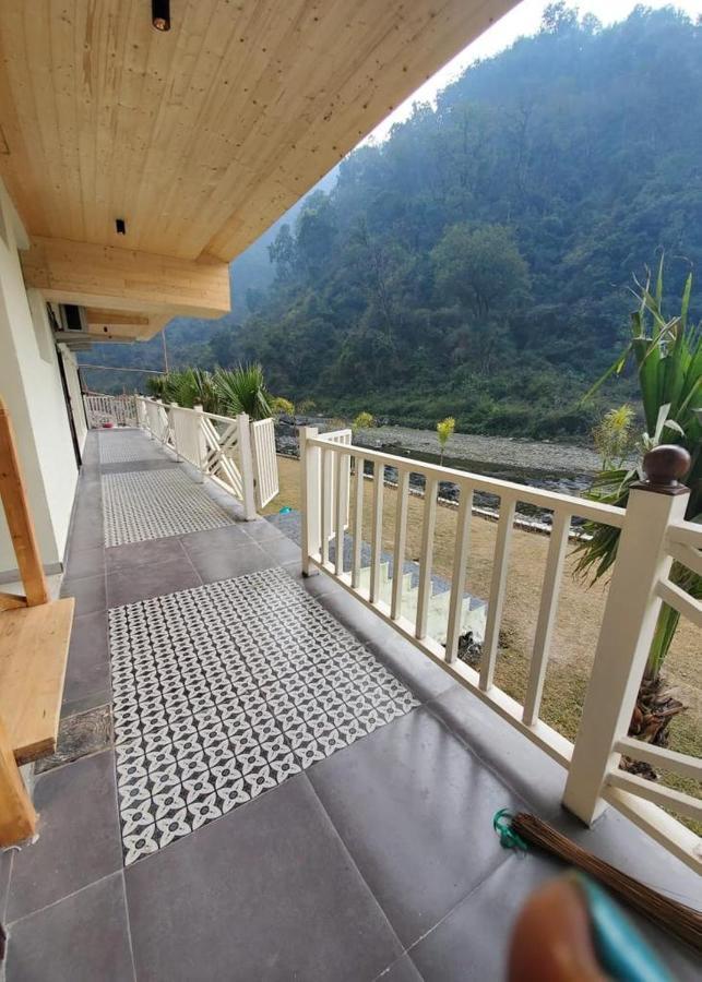 7 Hills Hotel And Resort Lansdowne Luaran gambar